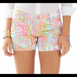 Lilly Pulitzer 5 inch Callahan Shorts